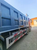 Специализированный, автомобиль - самосвал SHACMAN SX33186T366, 2022, Идентификационный номер: LZGJX4T62NX001410, принадлежащий Продавцу на праве собственности, что подтверждается Договором купли-продажи № ОВ/КОН-3780-10-01-С-01 от 30.12.2021 г.